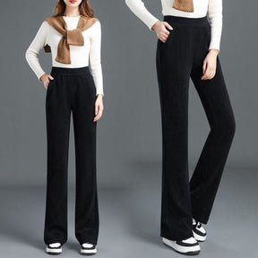 Elegante en veelzijdige broek, afslankend en comfortabel voor alle seizoenen.